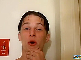 Straight Aaron Enjoys Solo Bathroom Wanking On Cam
